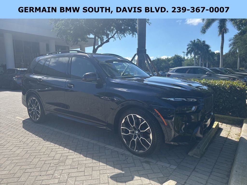 Used 2025 BMW X7 M60i image 13