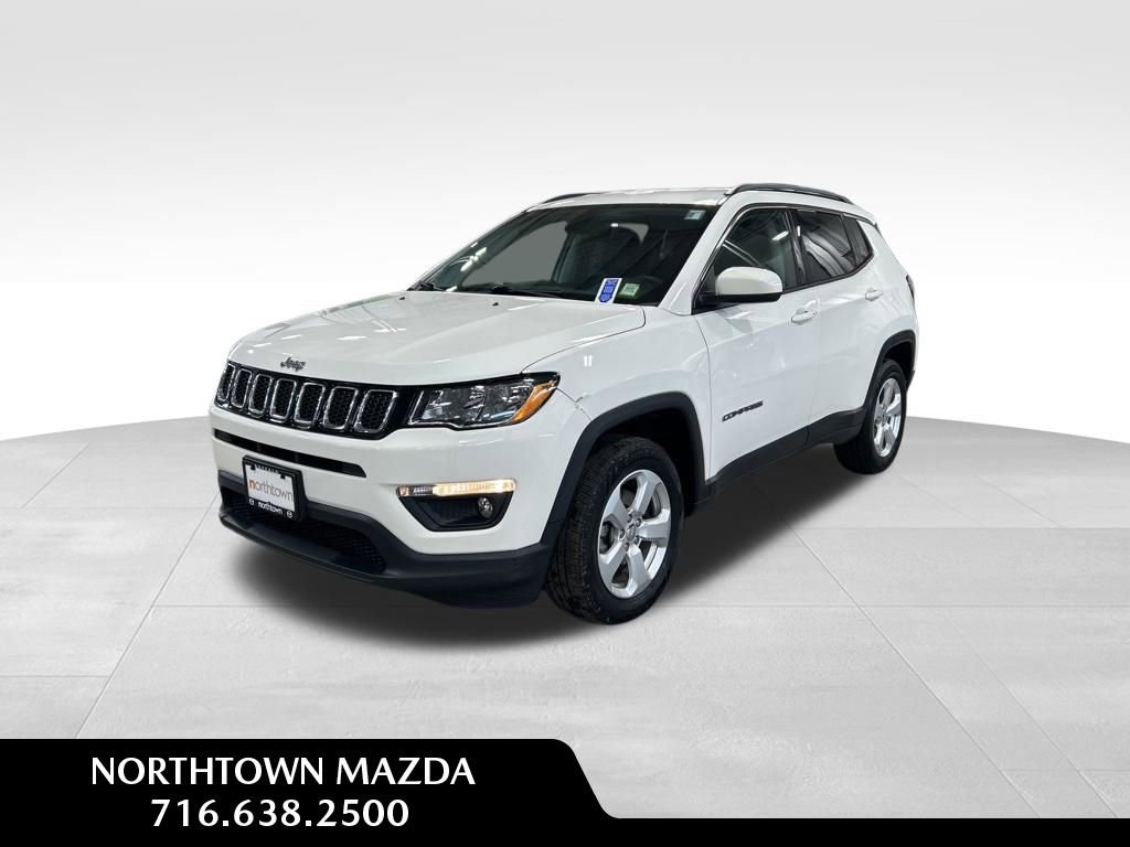 Used 2018 Jeep Compass Latitude w/ Cold Weather Group image 1