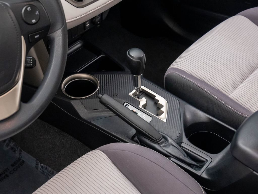 Used 2015 Toyota RAV4 XLE image 11