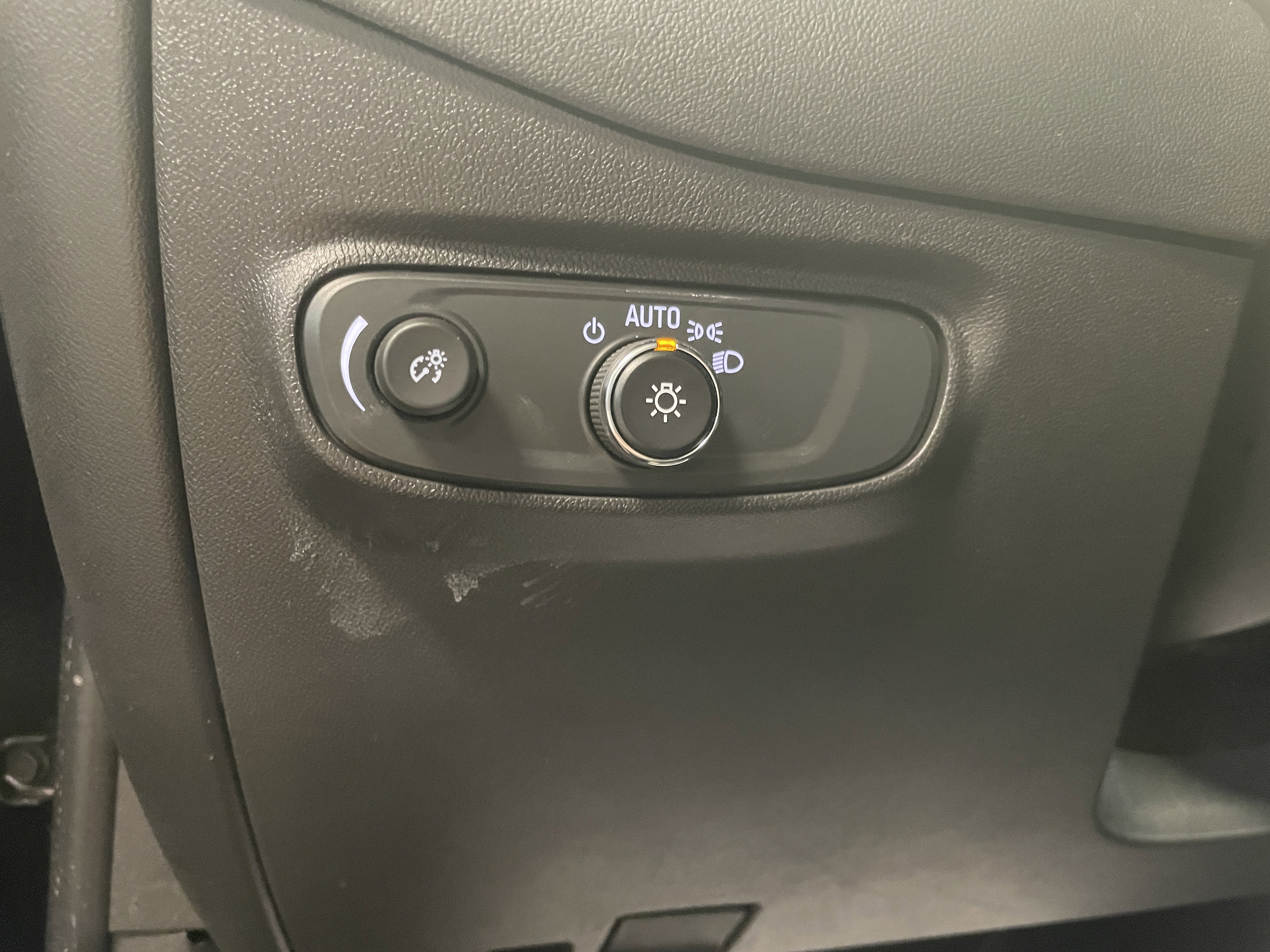 Used 2023 Chevrolet Equinox LT image 19