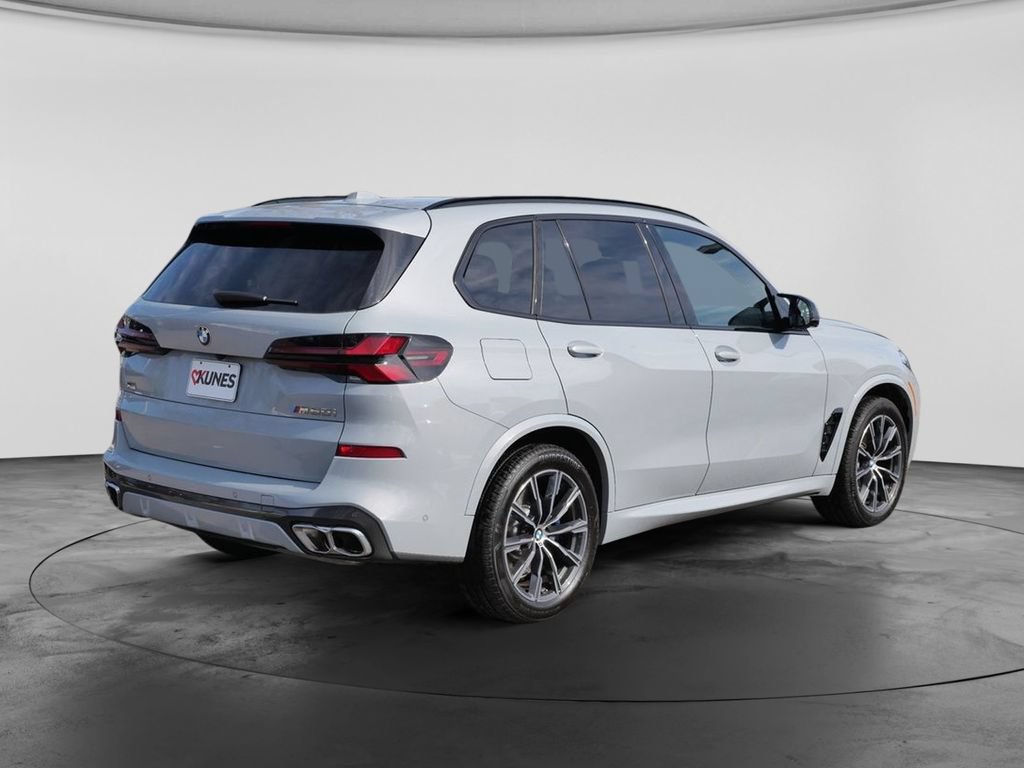 Used 2026 BMW X5 M60i AWD/4WD image 10