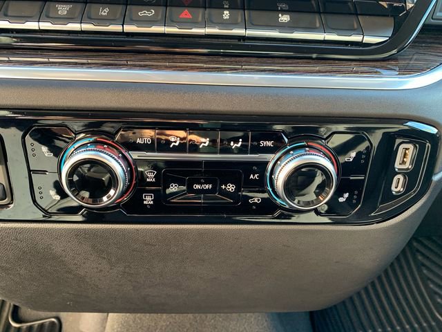 Used 2025 GMC Sierra 2500 SLE image 29