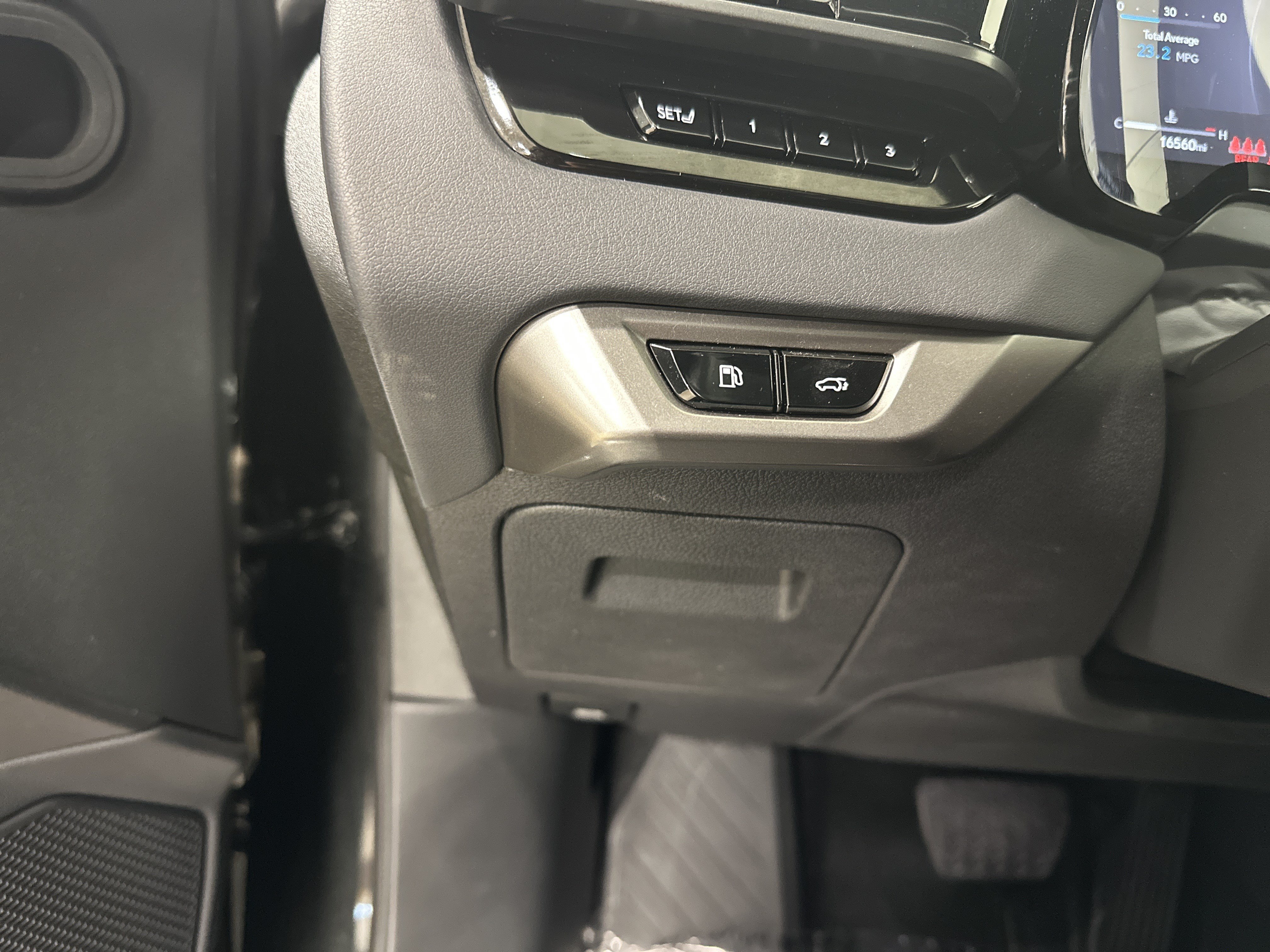 Certified 2025 Lexus RX 350 AWD w/ Convenience Package image 37