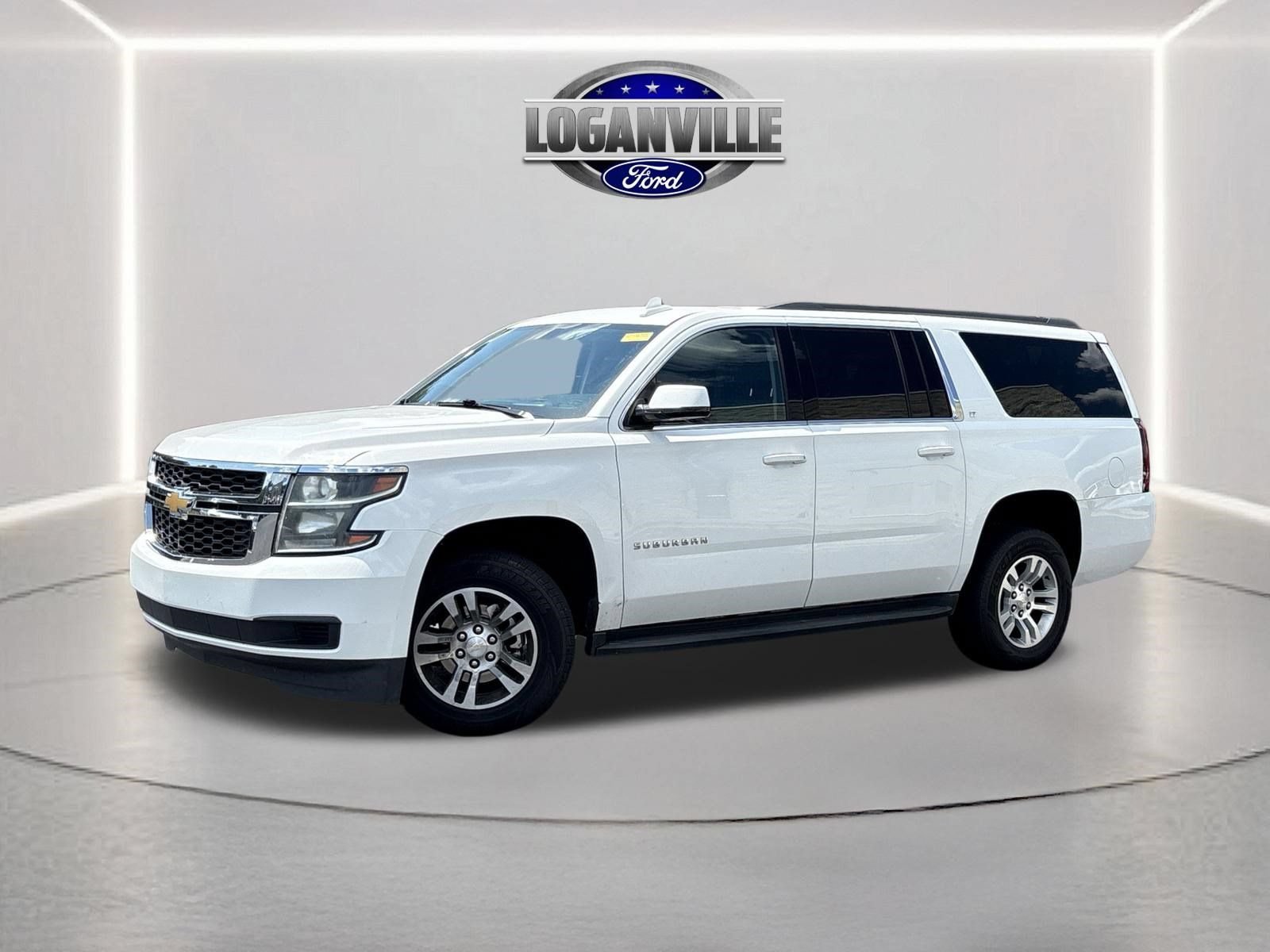 Used 2020 Chevrolet Suburban LT RWD image 1