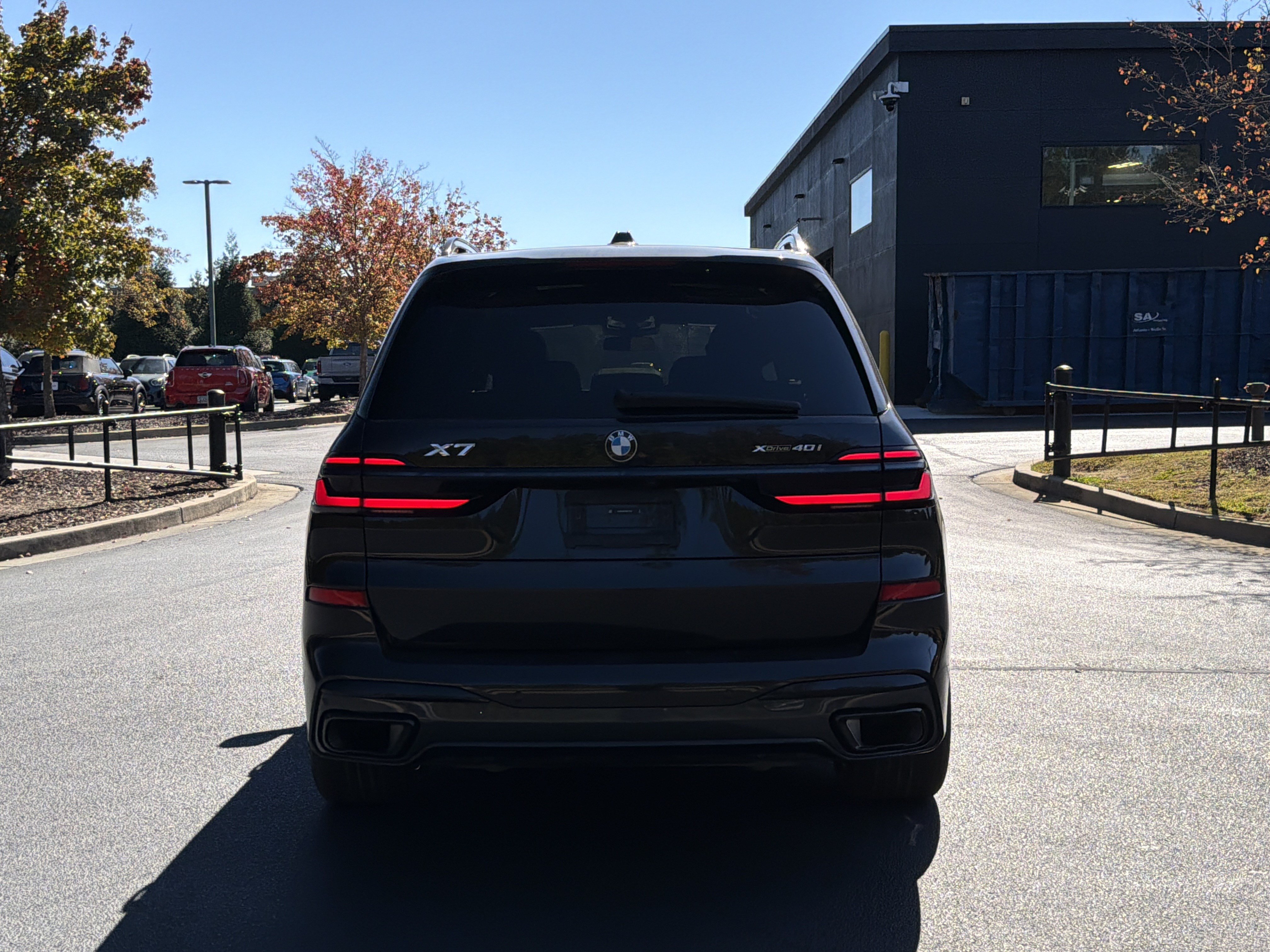 Used 2024 BMW X7 xDrive40i w/ M Sport Package AWD/4WD image 15
