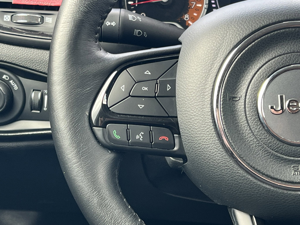 Used 2018 Jeep Renegade Altitude image 23