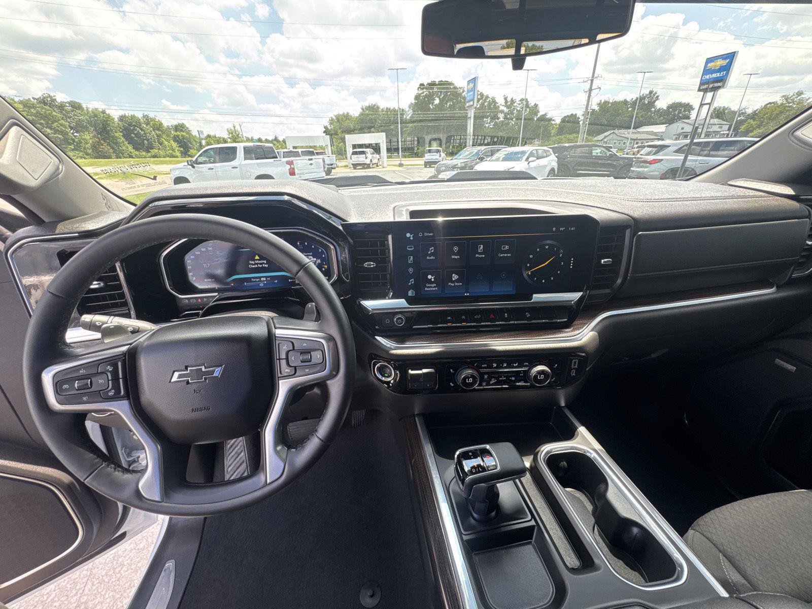 Used 2026 Chevrolet Silverado 1500 LT Trail Boss w/ Convenience Package II AWD/4WD image 18