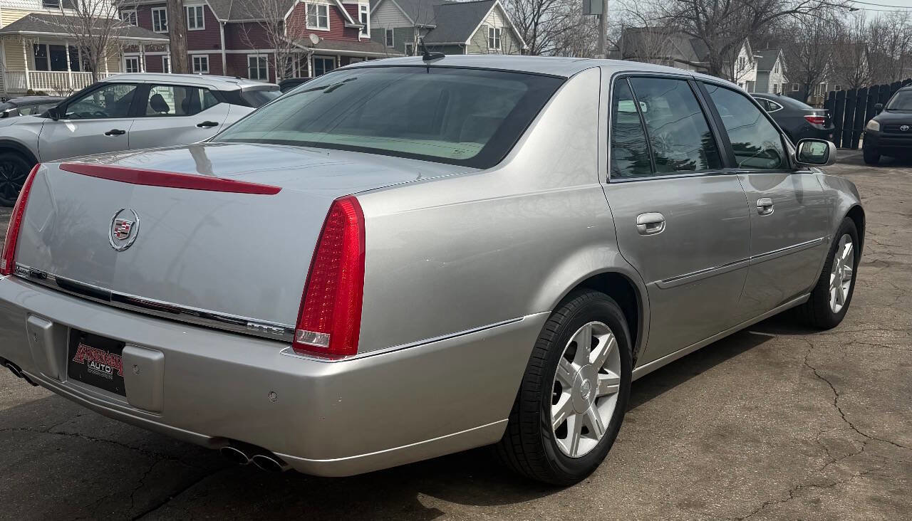 Used 2006 Cadillac DTS FWD image 9