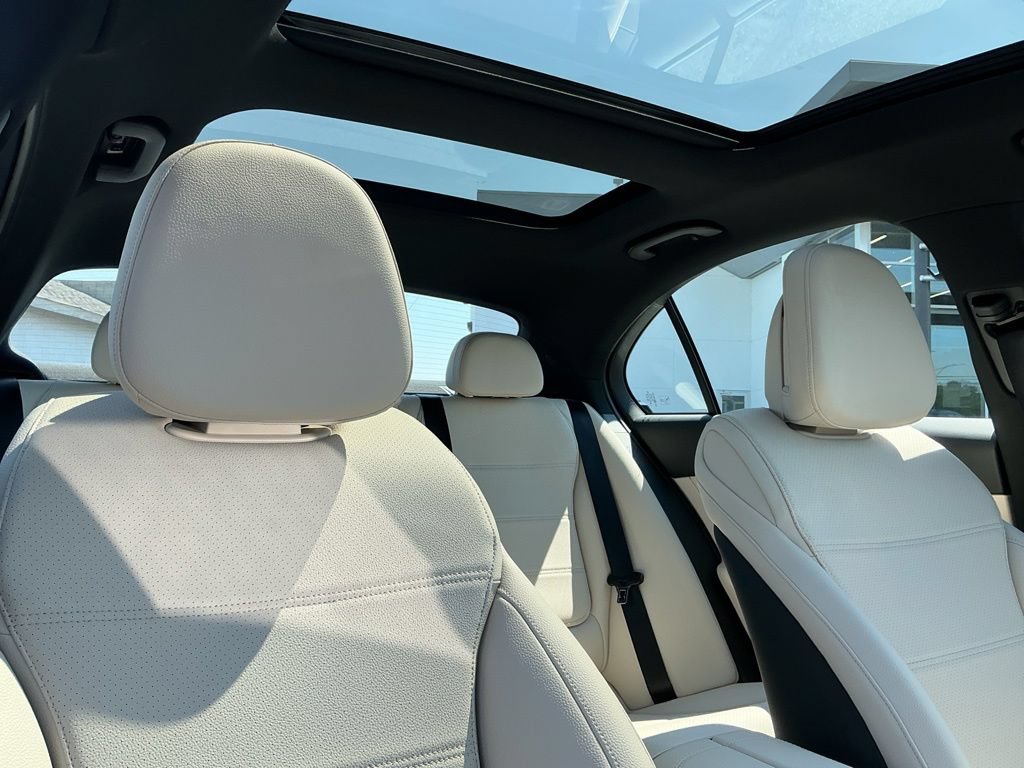 New 2026 Mercedes-Benz C 300 4MATIC Sedan image 17