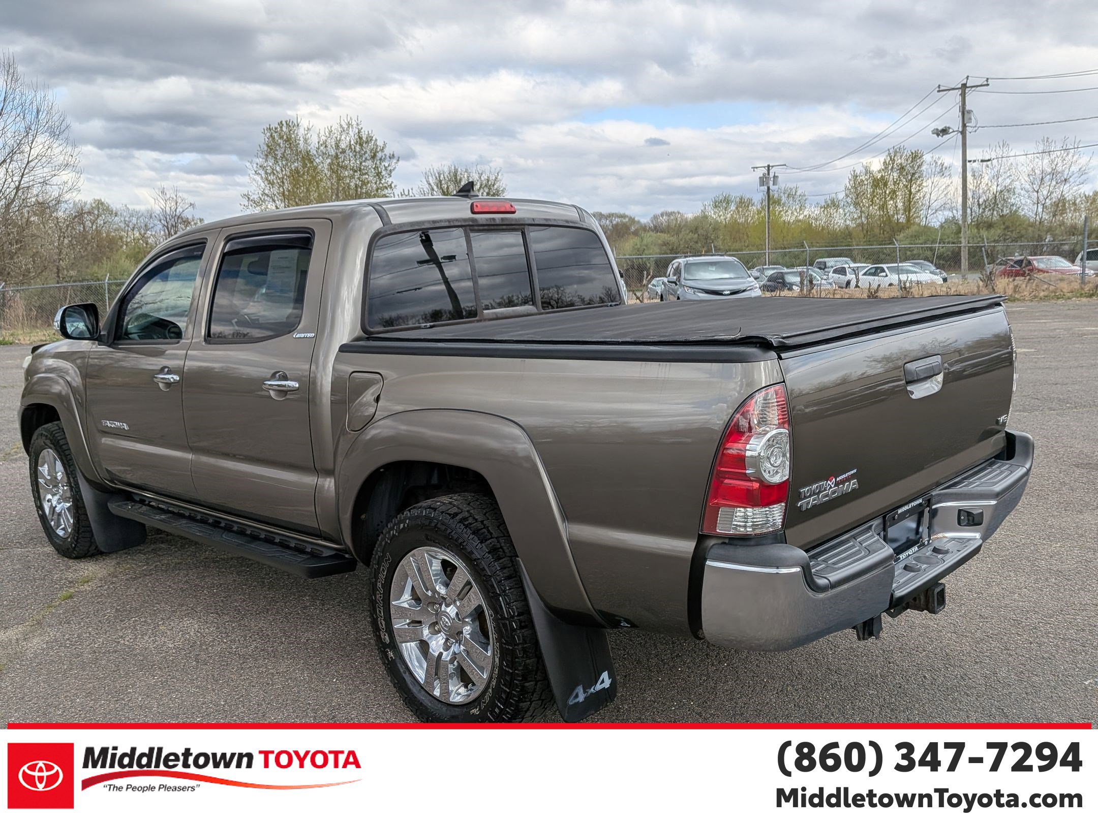 Used 2015 Toyota Tacoma 4x4 Double Cab w/ Limited Package image 5