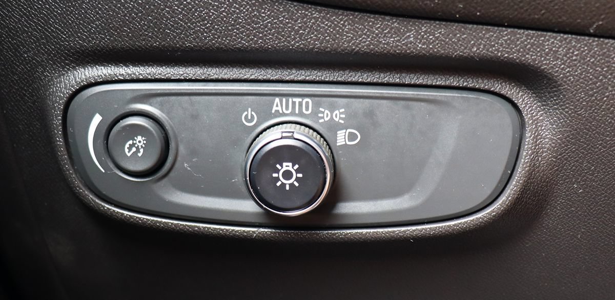 Used 2022 Chevrolet Equinox LT FWD image 41