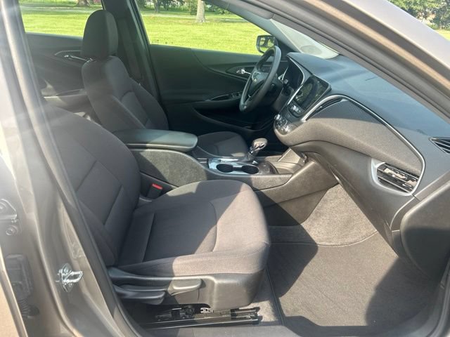 Used 2022 Chevrolet Malibu LS FWD image 26