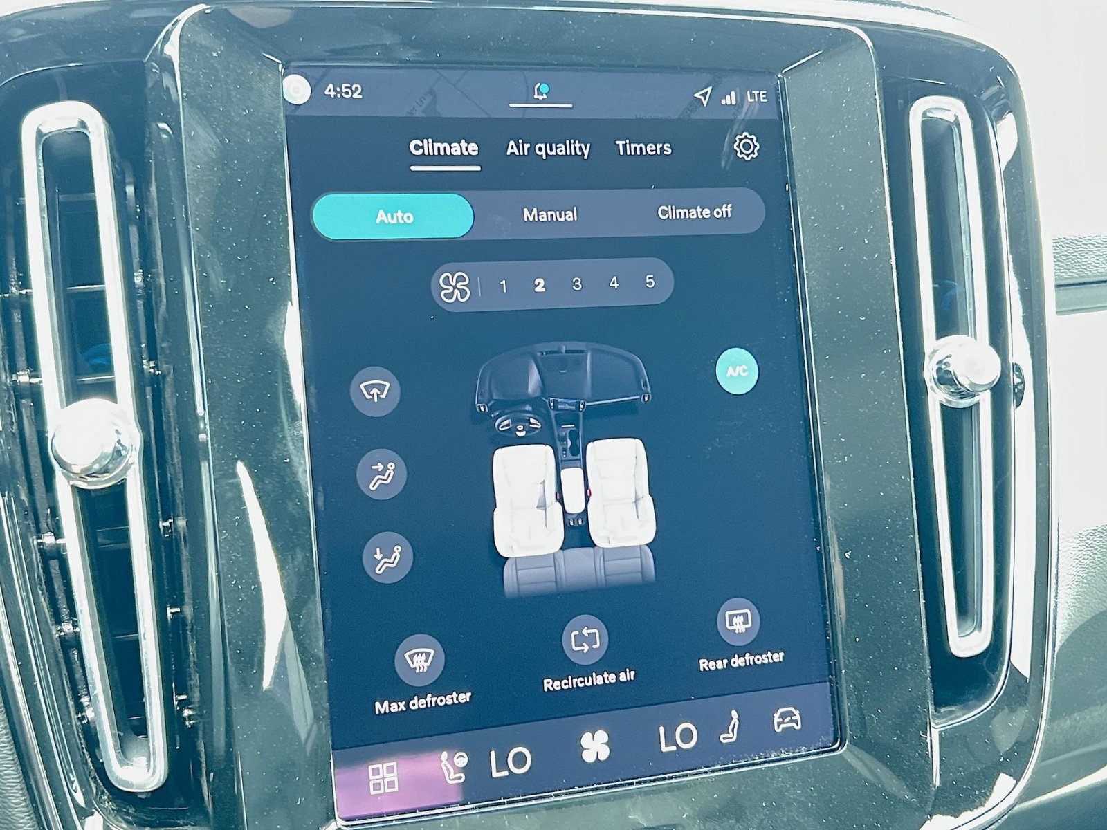 New 2026 Volvo XC40 B5 Plus w/ Protection Package Premier image 21