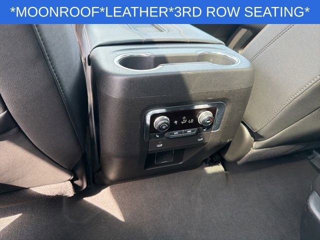 Used 2024 GMC Yukon AT4 w/ Technology Package image 20