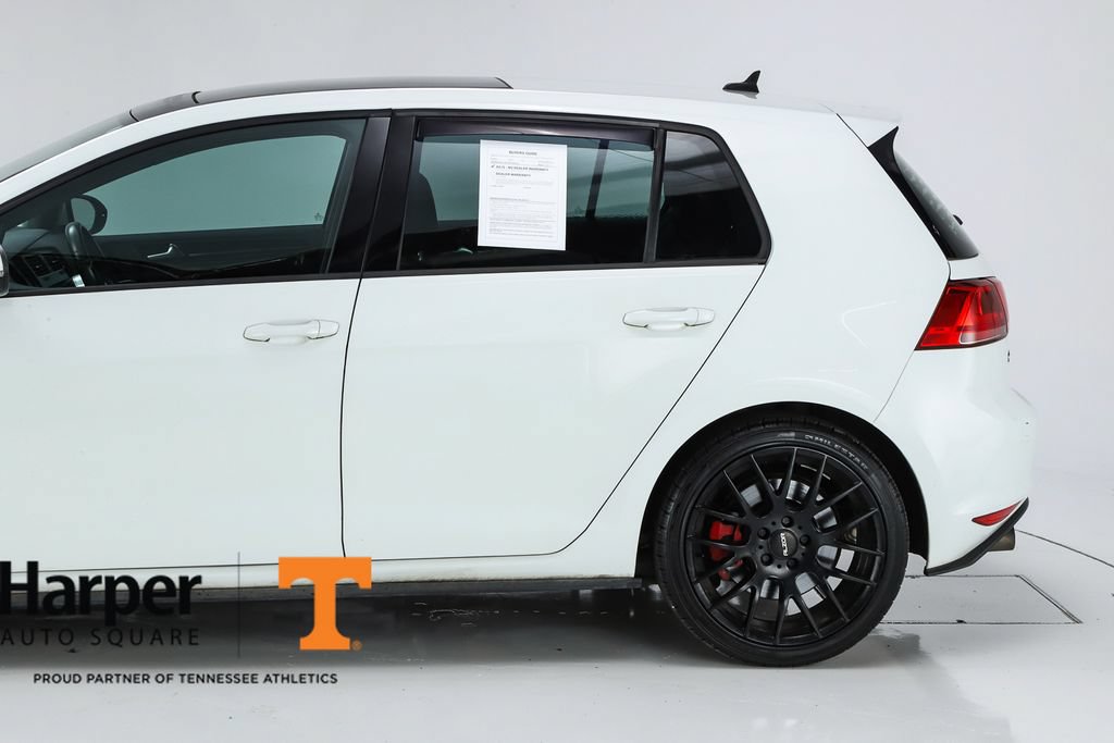 Used 2017 Volkswagen GTI SE FWD image 42