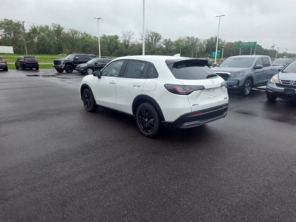 New 2027 Honda HR-V Sport image 5