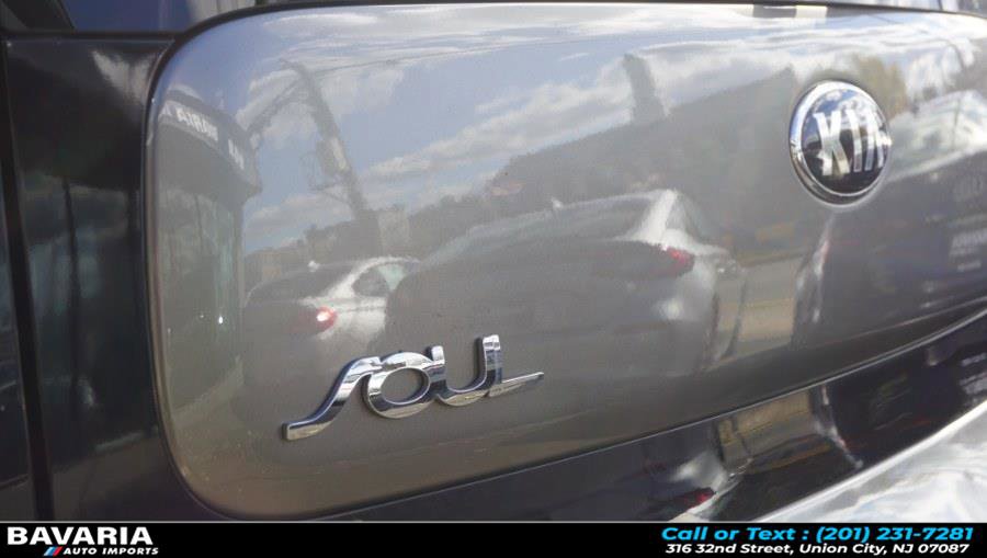 Used 2014 Kia Soul 5dr Wgn Auto Base image 30