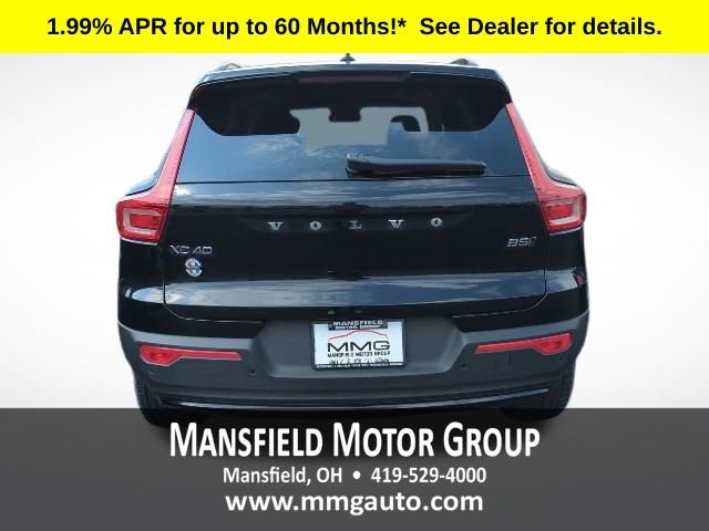New 2026 Volvo XC40 B5 Plus w/ Protection Package Premier AWD/4WD image 5