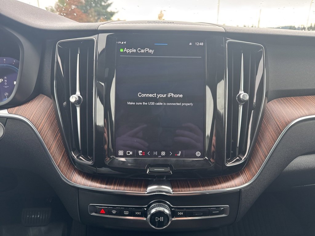 Used 2023 Volvo XC60 B5 Plus w/ Climate Package image 18