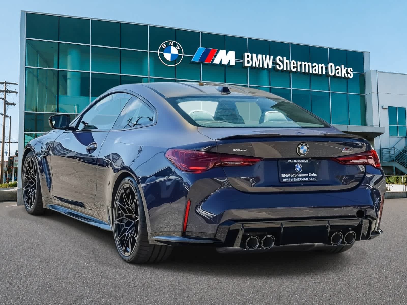 New 2027 BMW M4 xDrive Competition w/ Carbon Package AWD/4WD image 6