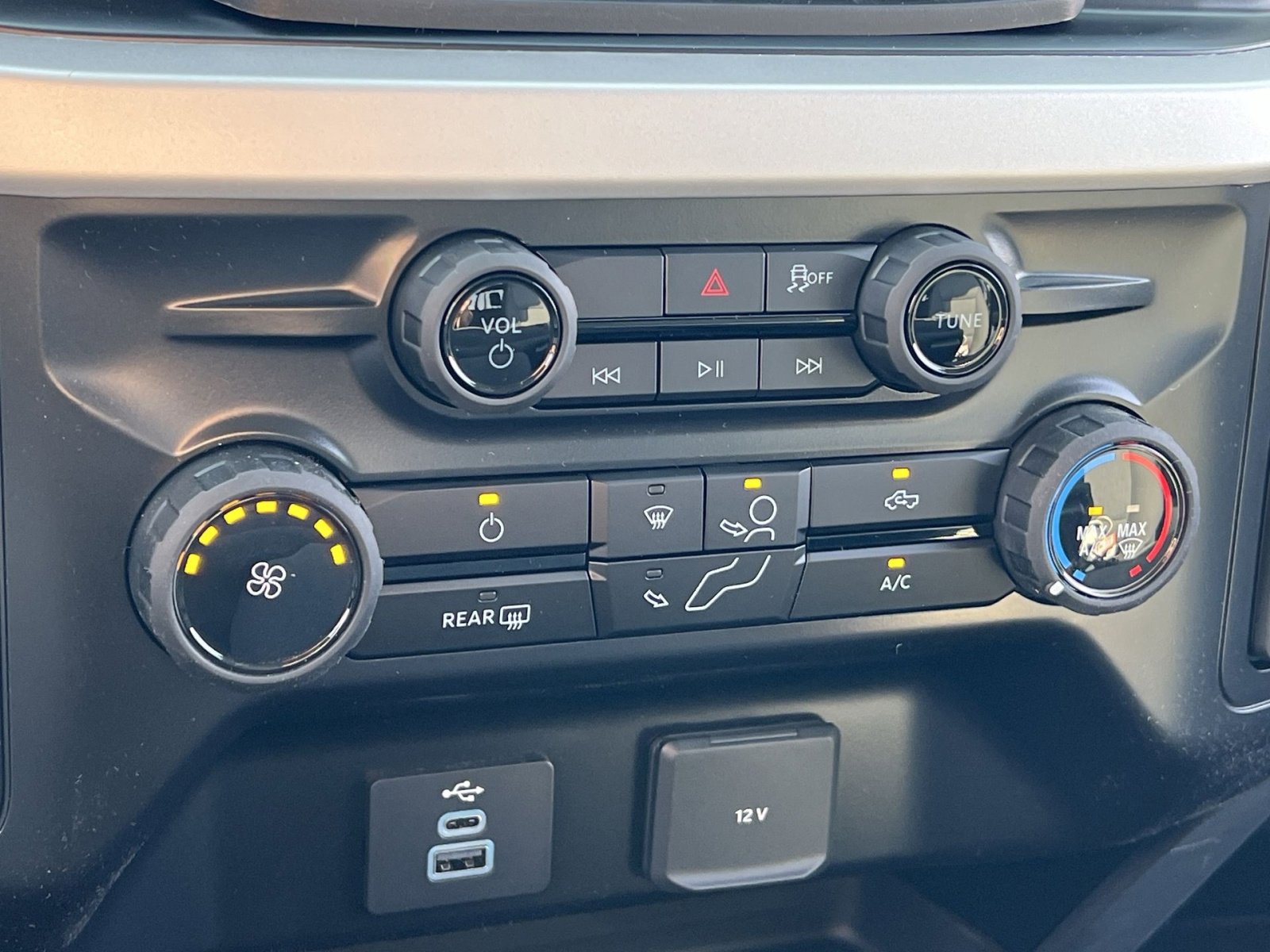 New 2026 Ford F250 XL w/ STX Appearance Package AWD/4WD image 20