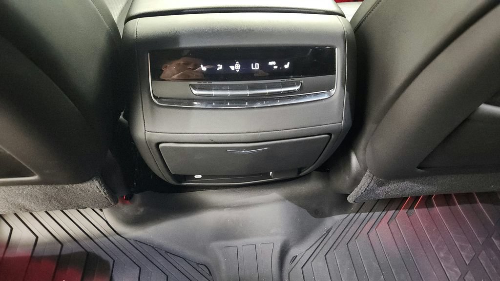 Used 2021 Cadillac Escalade Sport w/ LPO, ONYX Package AWD/4WD image 35