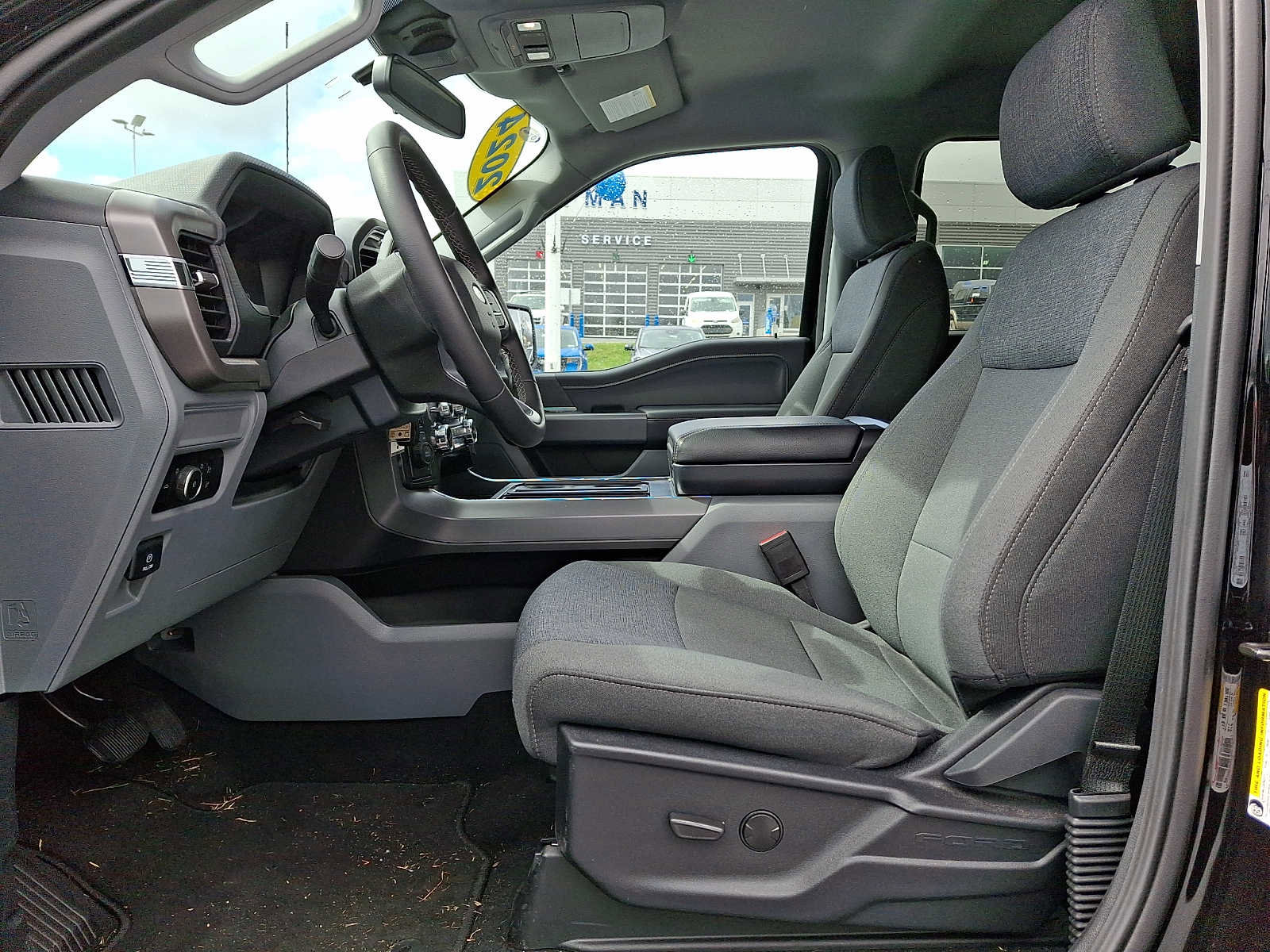 Certified 2024 Ford F150 XLT w/ Mobile Office Package image 13