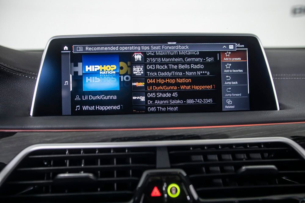 Used 2022 BMW 750i xDrive w/ M Sport Package image 27