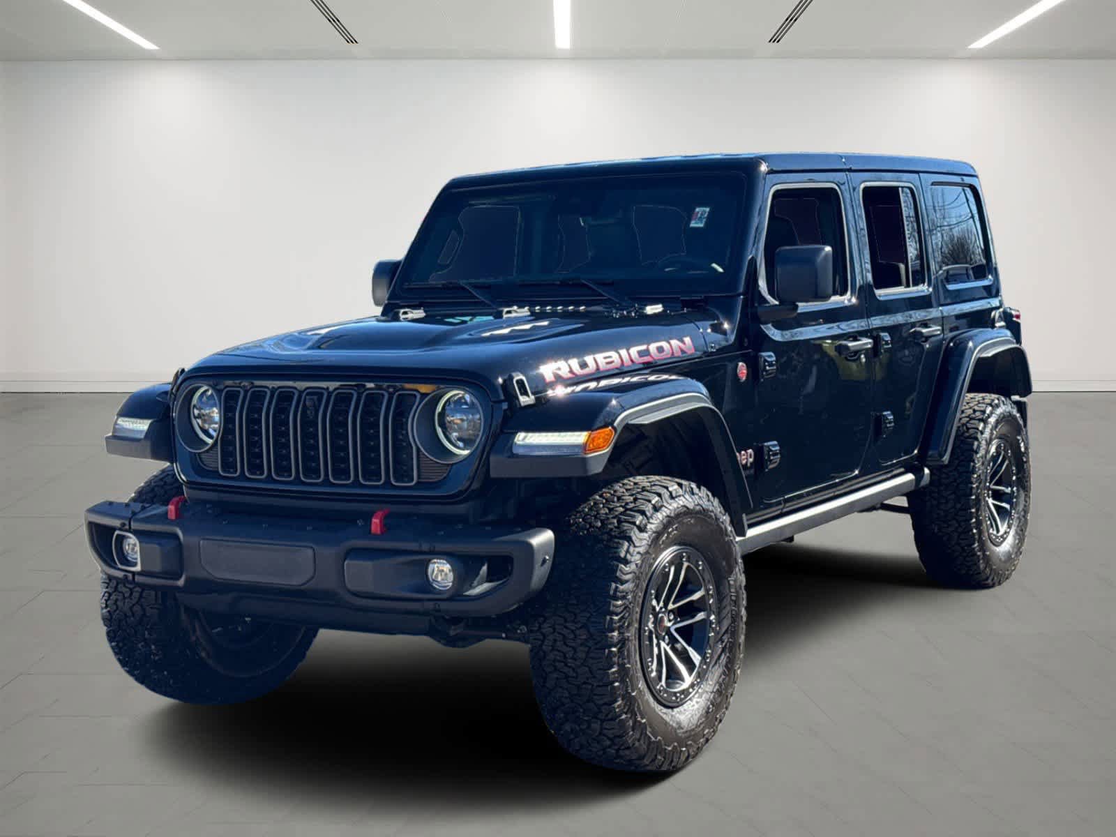 Used 2025 Jeep Wrangler Unlimited Rubicon AWD/4WD image 1