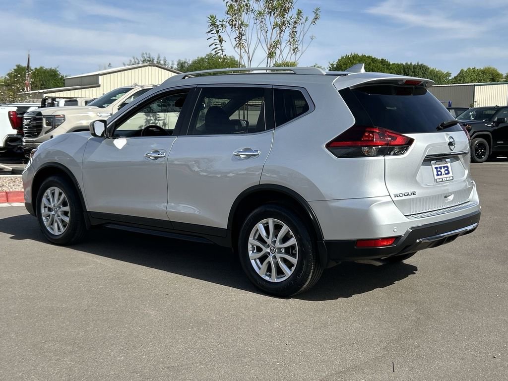 Used 2020 Nissan Rogue SV FWD image 6