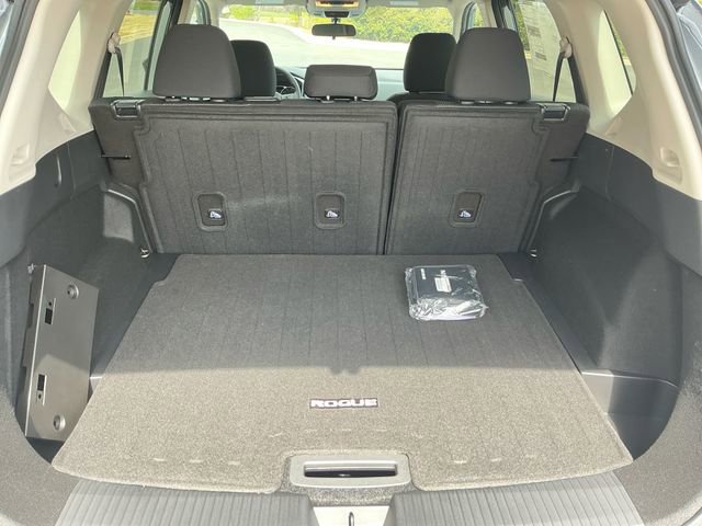 New 2026 Nissan Rogue SV image 18