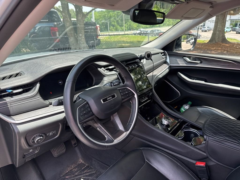 Used 2021 Jeep Grand Cherokee L Limited RWD image 9