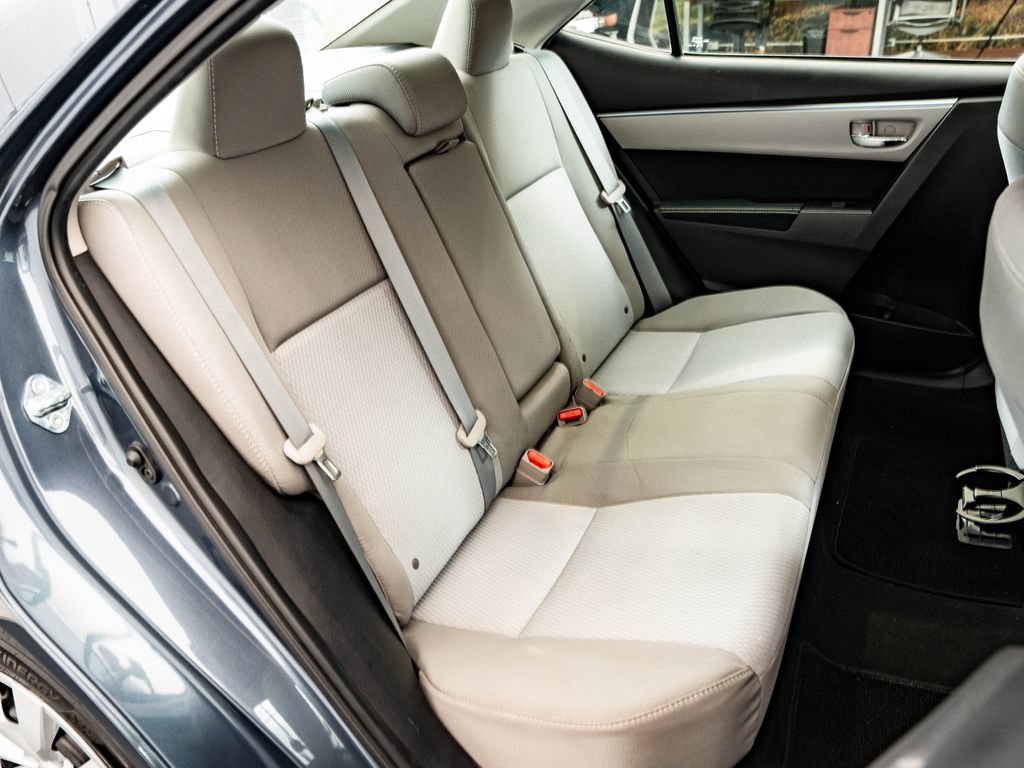 Used 2015 Toyota Corolla LE FWD image 45