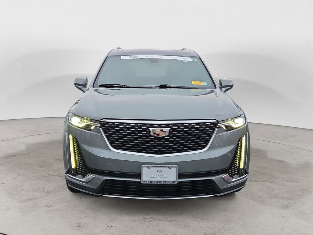 Used 2023 Cadillac XT6 Premium Luxury image 8