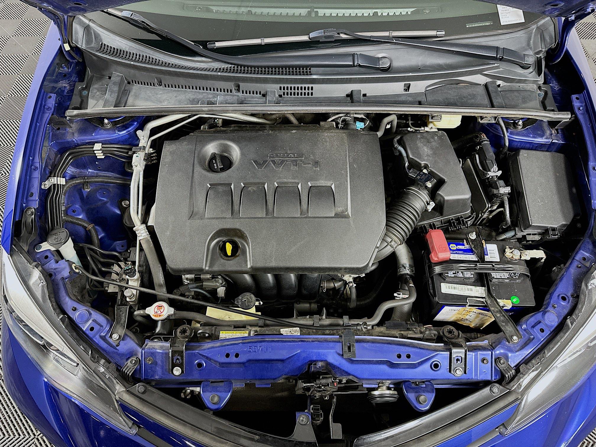 Used 2017 Toyota Corolla SE w/ SE Premium Package image 31