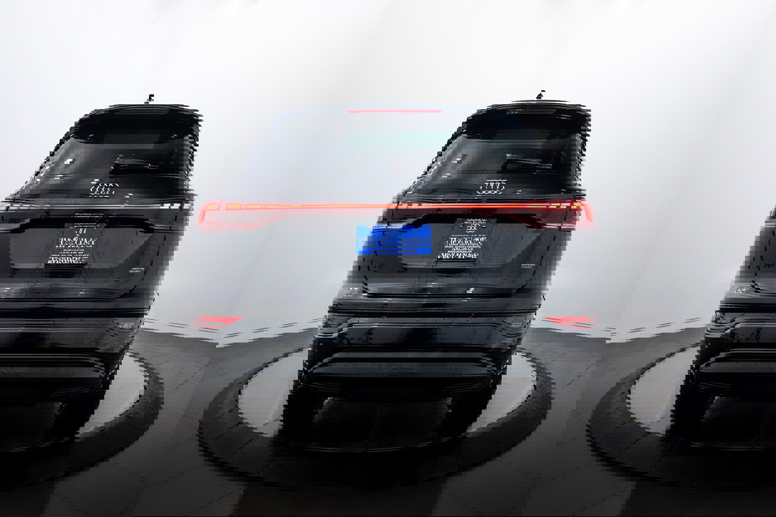 New 2025 Audi Q6 e-tron Premium Plus image 21