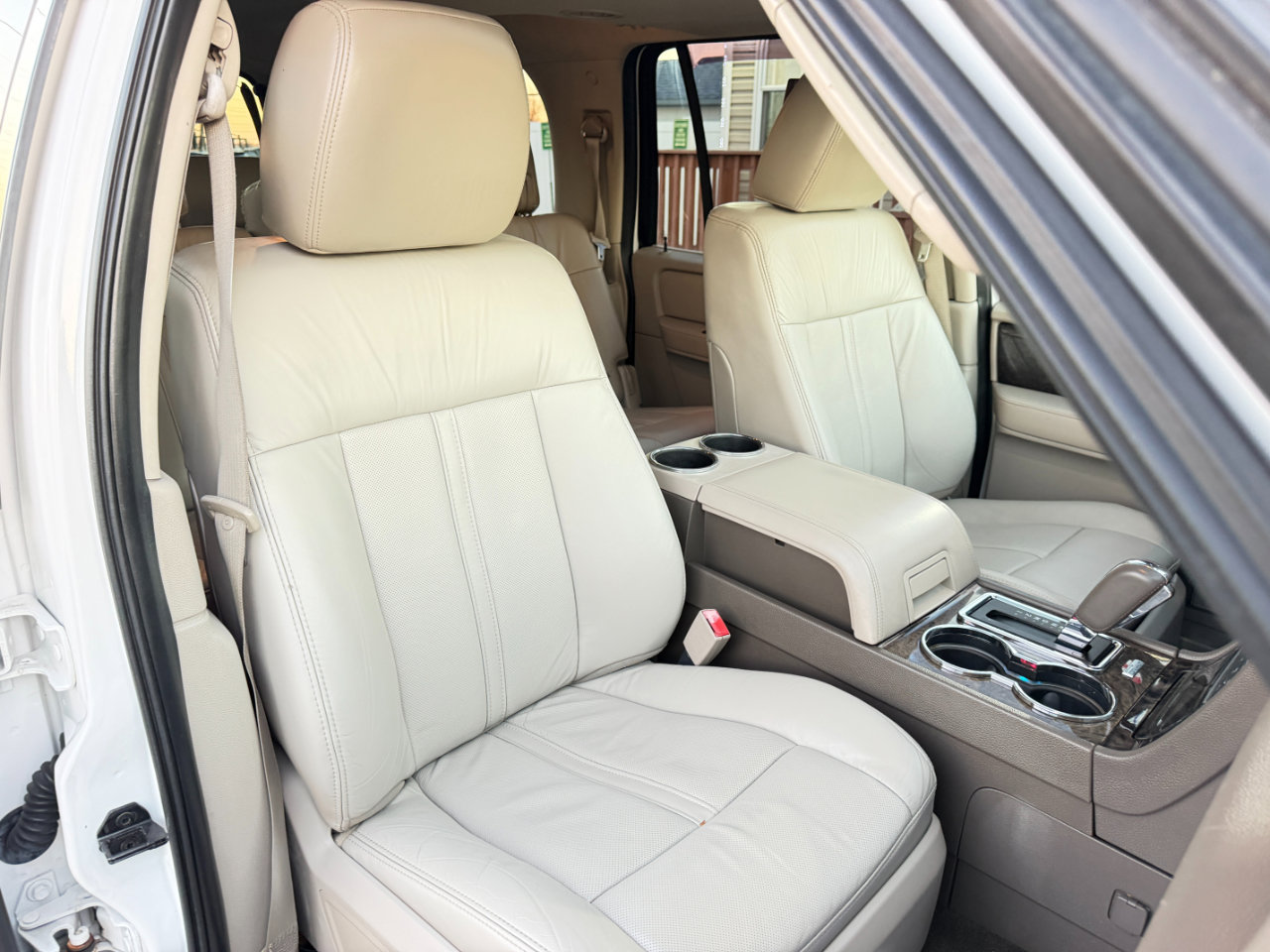 Used 2015 Lincoln Navigator L 4WD image 51