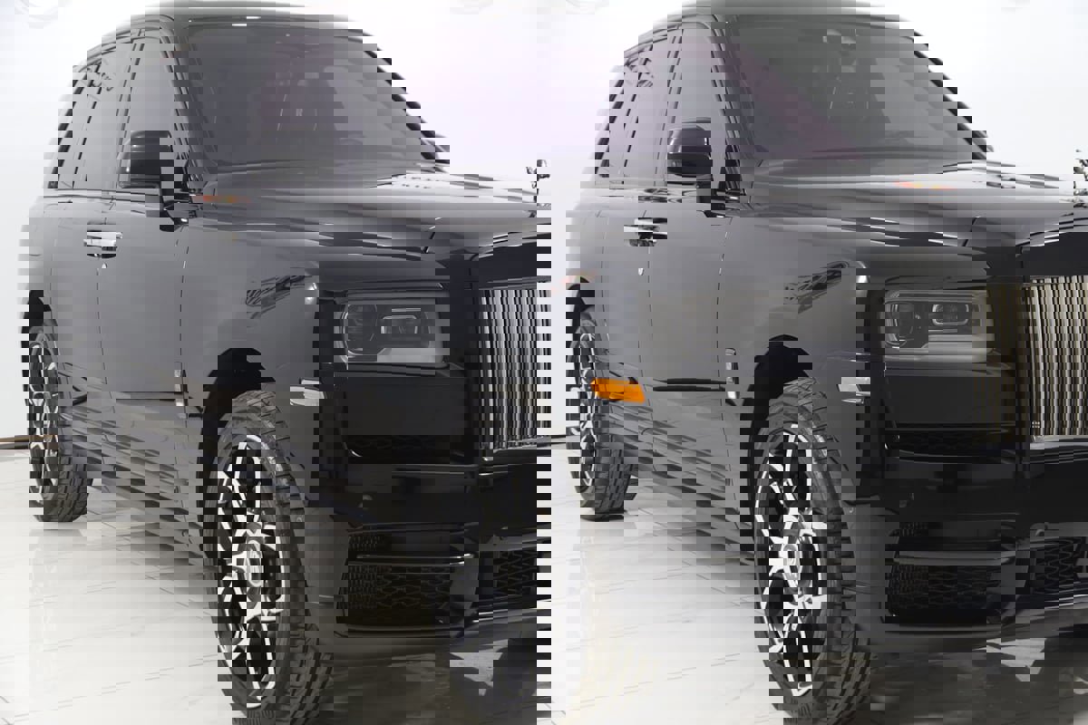 Used 2024 Rolls-Royce Cullinan Black Badge image 73