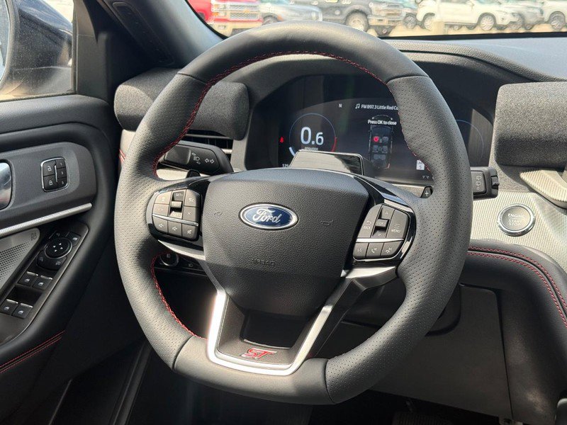 Certified 2025 Ford Explorer ST w/ Sun And Sound Package AWD/4WD image 19