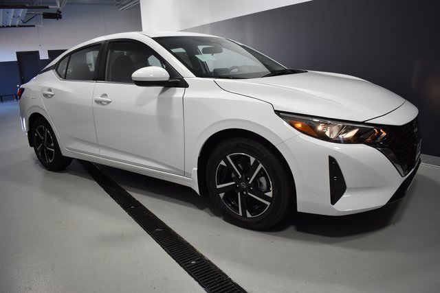 New 2025 Nissan Sentra SV image 7