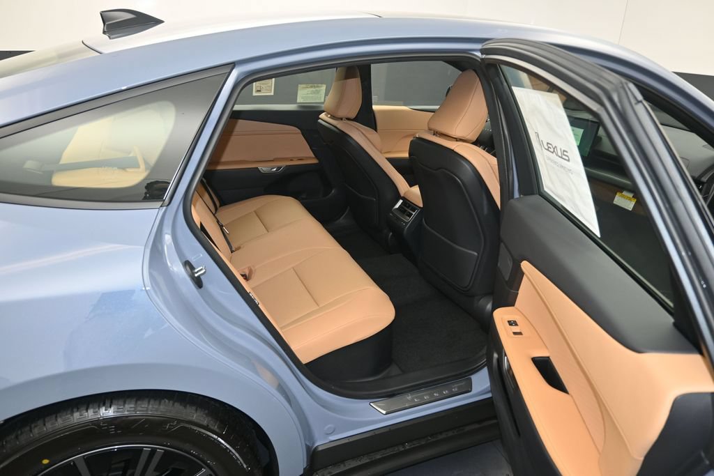 New 2027 Lexus ES 350h AWD image 11