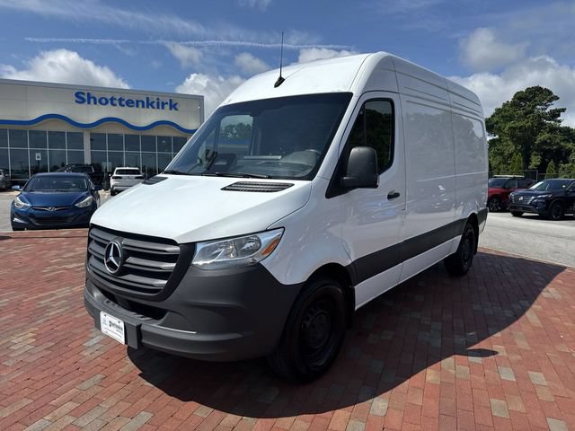 Used 2025 Mercedes-Benz Sprinter 2500 video 1