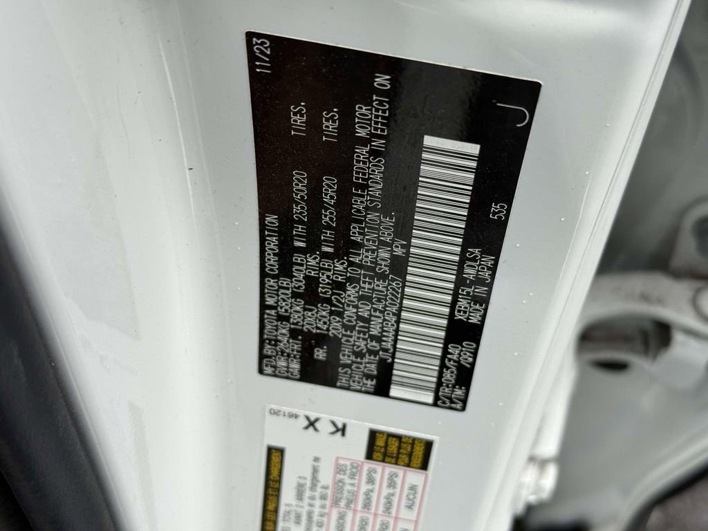 Used 2023 Lexus RZ 450e Premium w/ Accessory Package (2T) image 30