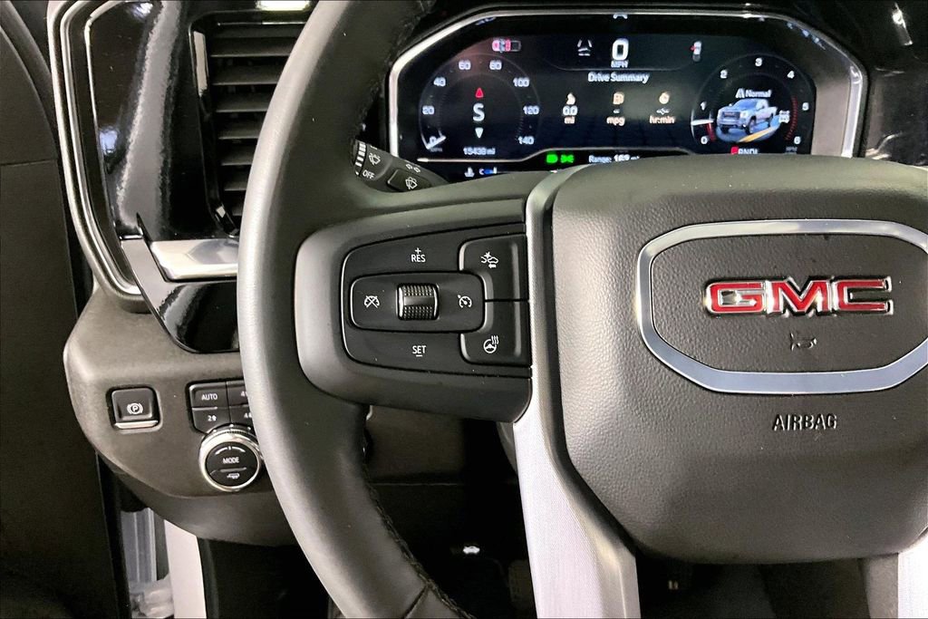 Used 2025 GMC Sierra 2500 SLT w/ SLT Premium Package AWD/4WD image 12