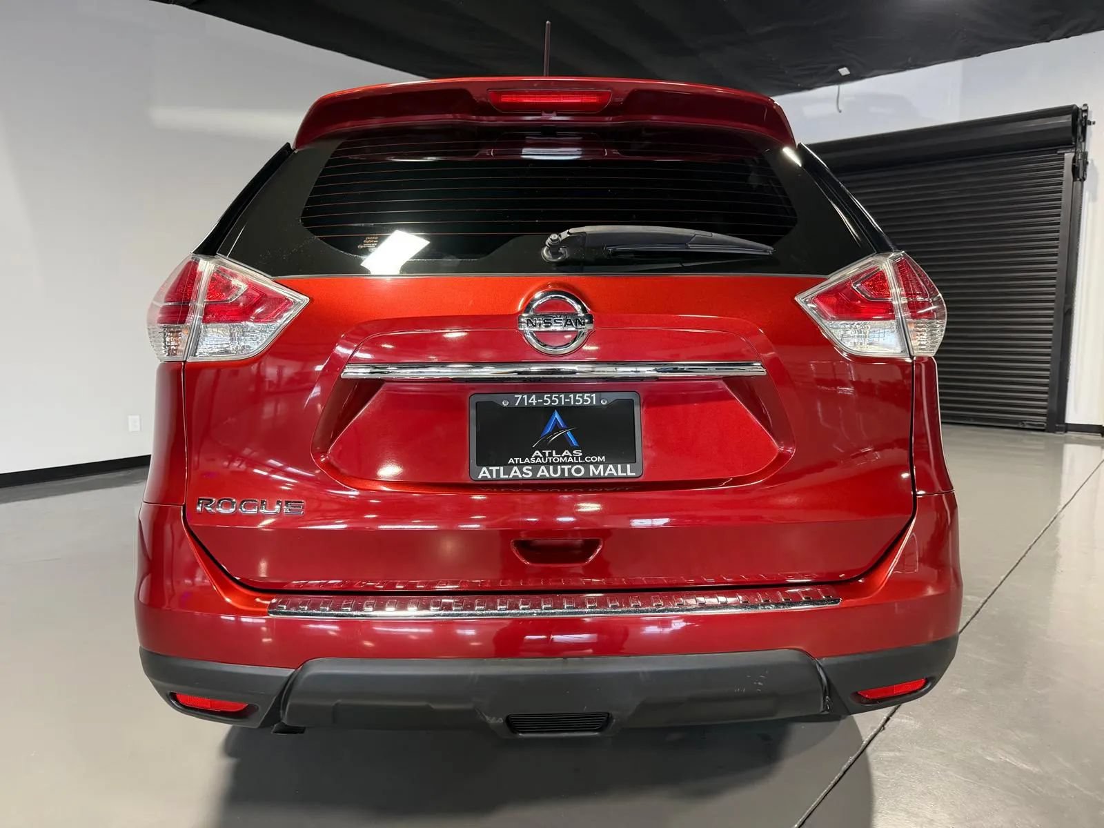 Used 2016 Nissan Rogue S FWD image 5