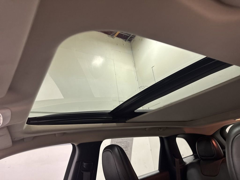 Used 2018 Jeep Cherokee Trailhawk w/ Comfort/Convenience Group image 19