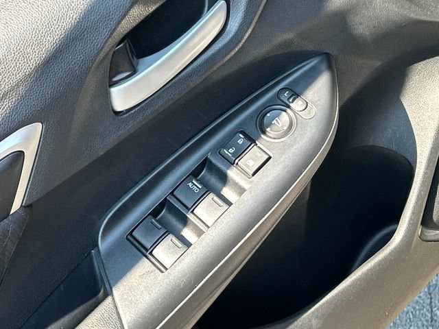 Used 2019 Honda Fit Sport image 12