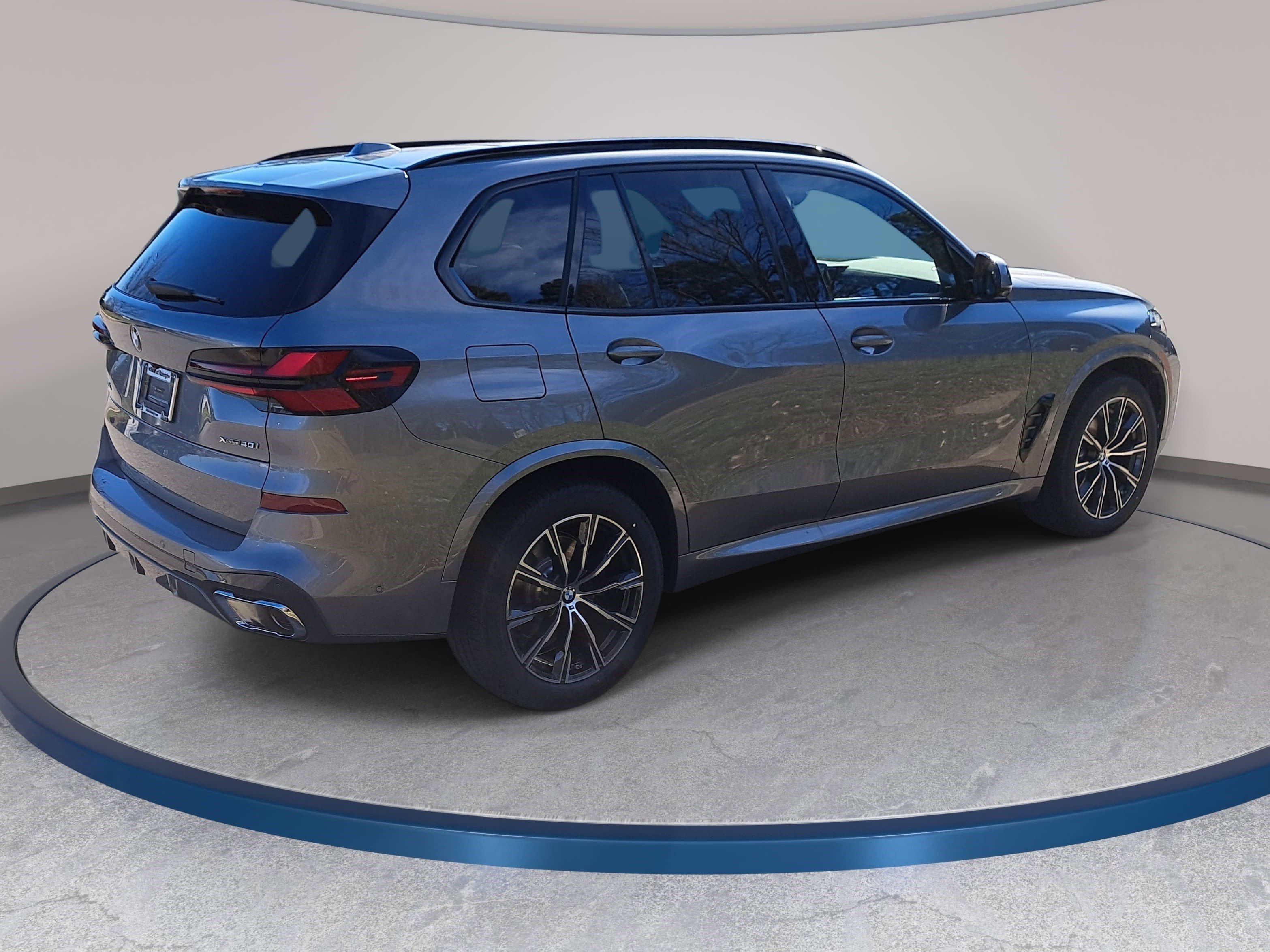 New 2026 BMW X5 xDrive40i w/ M Sport Package AWD/4WD image 5