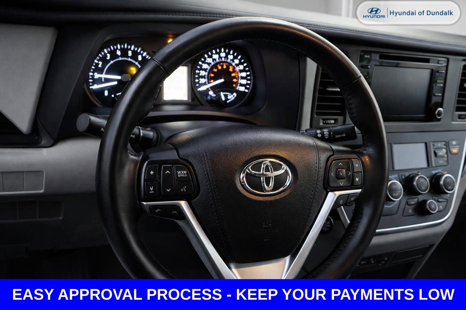 Used 2019 Toyota Sienna XLE Premium image 16