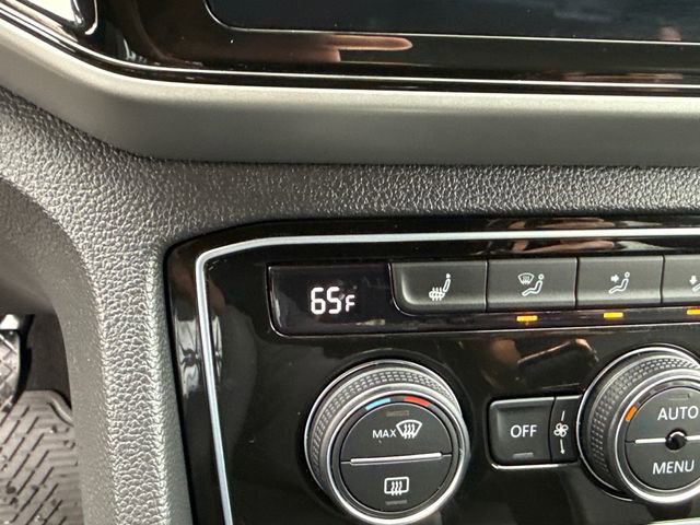 Used 2023 Volkswagen Atlas Cross Sport SE image 19